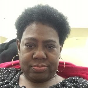 Meet your Posher, Phyllis